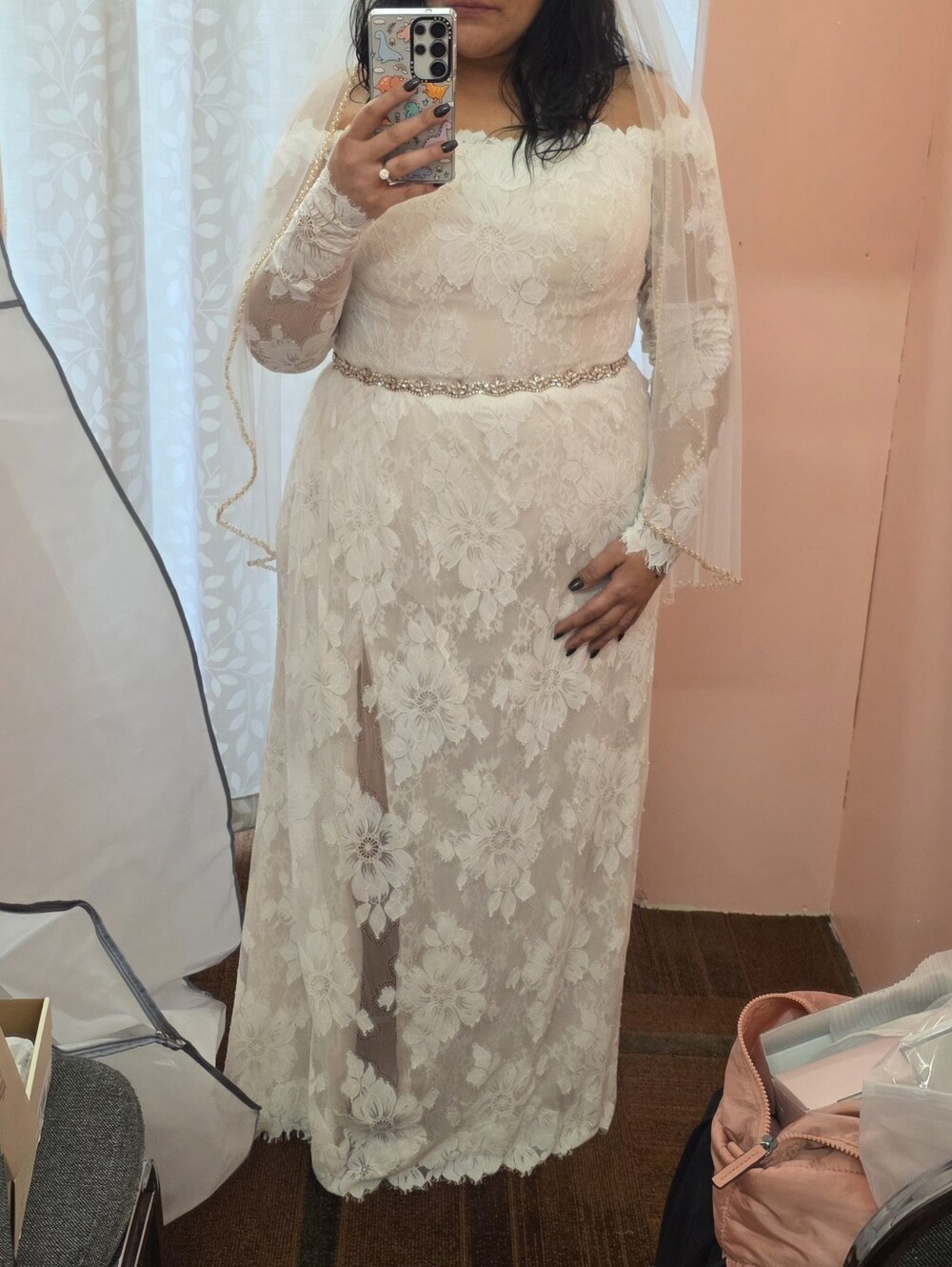 Elegant Melissa Sweet White Lace Off-Shoulder Wedding/Formal Dress